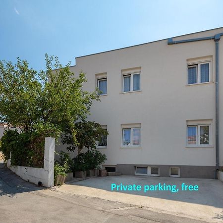 Apartments Near Beach Babic Split Exterior foto