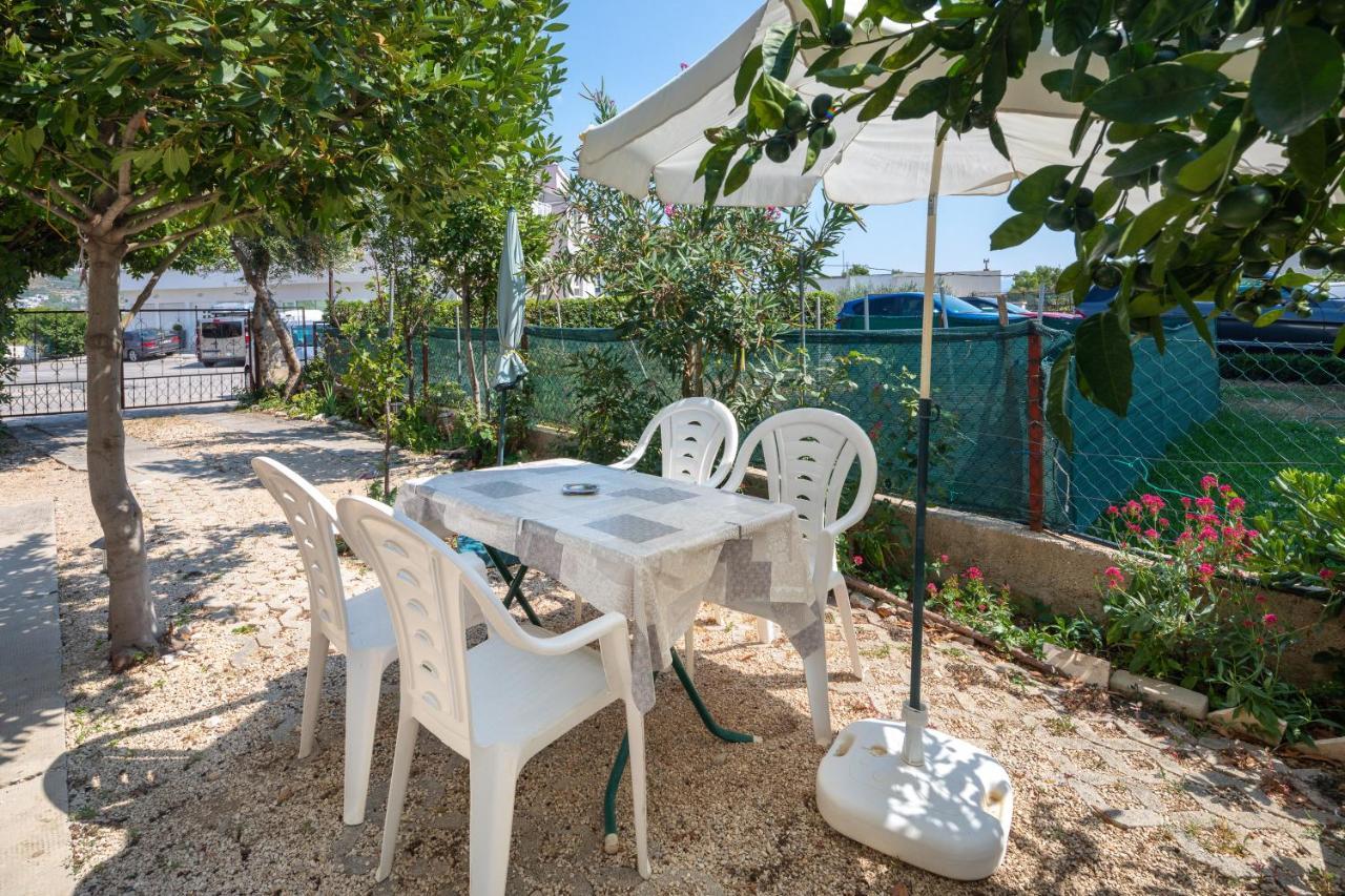 Apartments Near Beach Babic Split Exterior foto