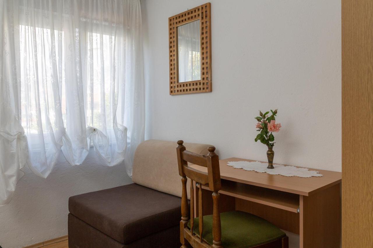 Apartments Near Beach Babic Split Exterior foto